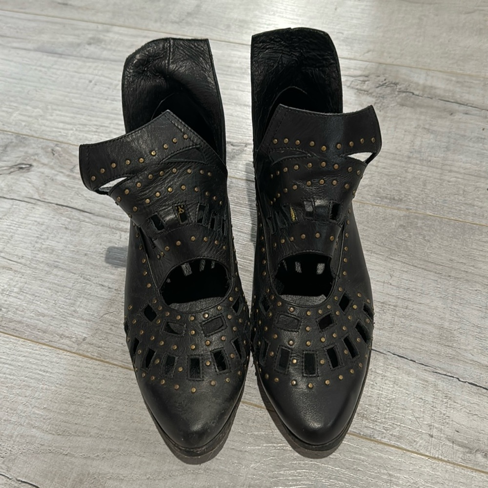 Leather booties
